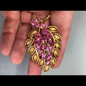 Pretty pink rhinestone floral brooch